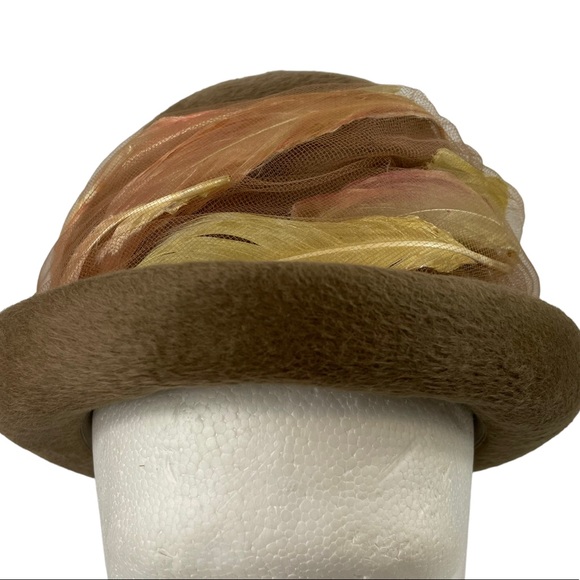 Vintage 1940s Christian Dior Chapeaux Feather Adorned Italian Fur Fedora Style - Picture 15 of 16